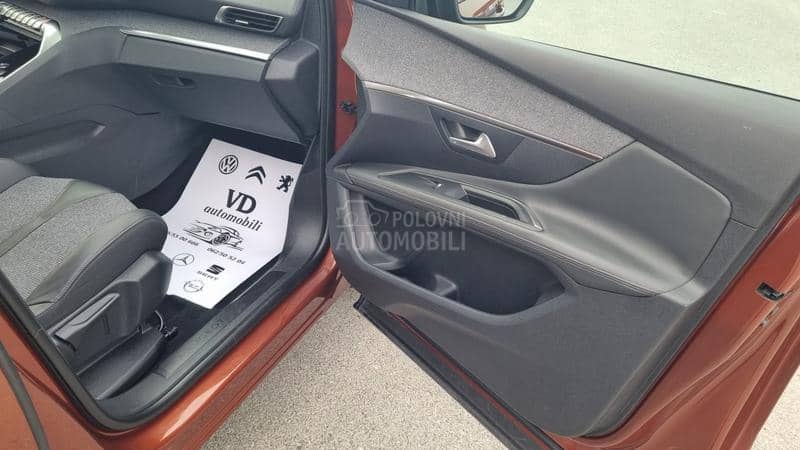 Peugeot 3008 ALLURE