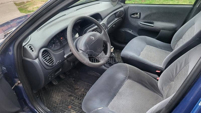 Renault Megane 1.6 16v