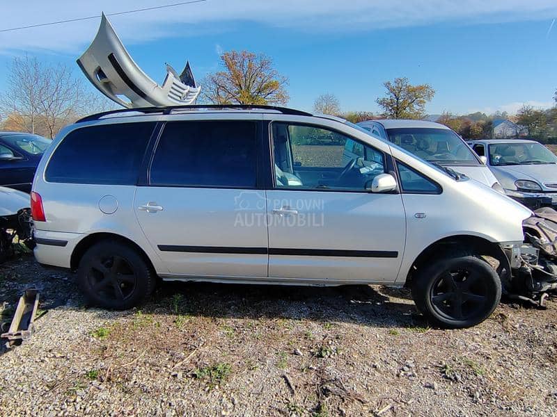 Volkswagen Sharan 1.9 td 2001. god. -  kompletan auto u delovima