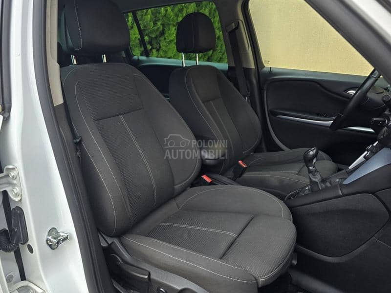 Opel Zafira 