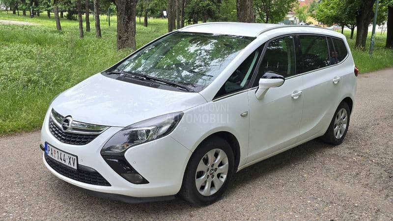 Opel Zafira 