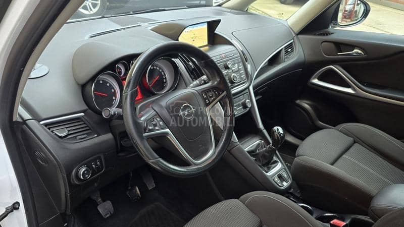 Opel Zafira 