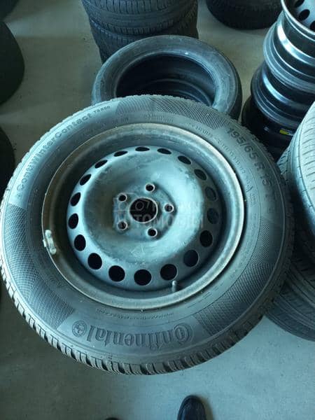 Continental 195/65 R15 Zimska