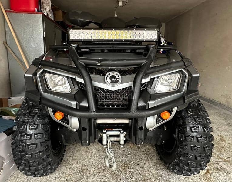 Can-Am Outlander 800r