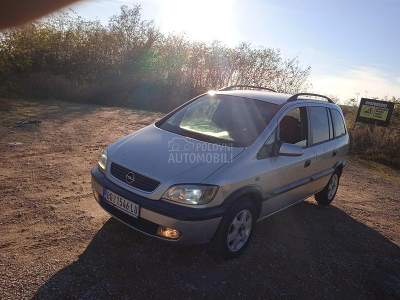 Opel Zafira 
