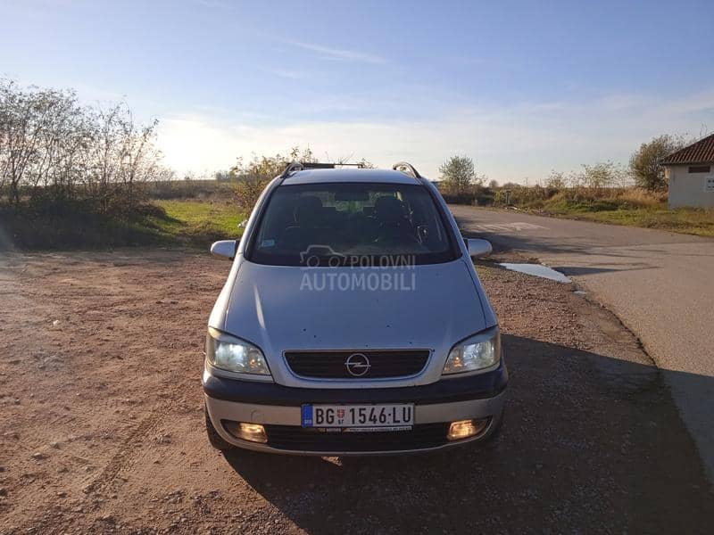 Opel Zafira 