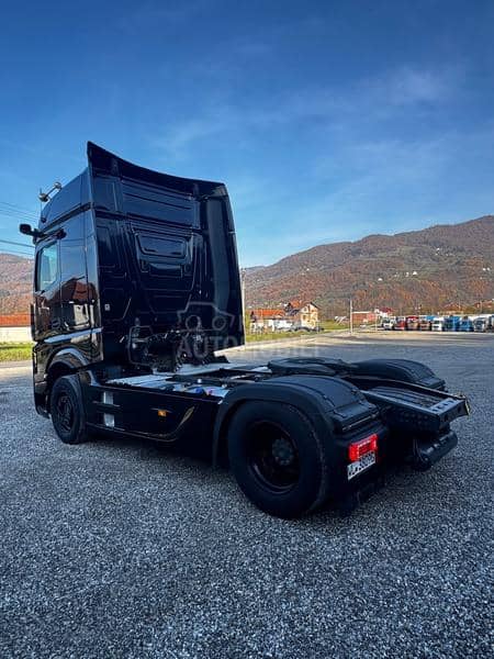 Mercedes Benz Actros 1848