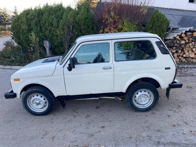 Lada Niva 1.7