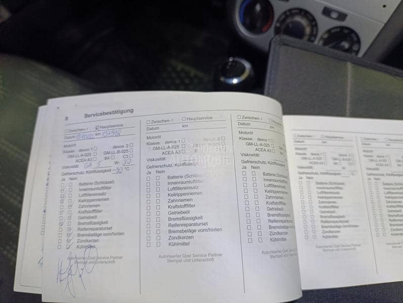 Opel Corsa D SATELITE