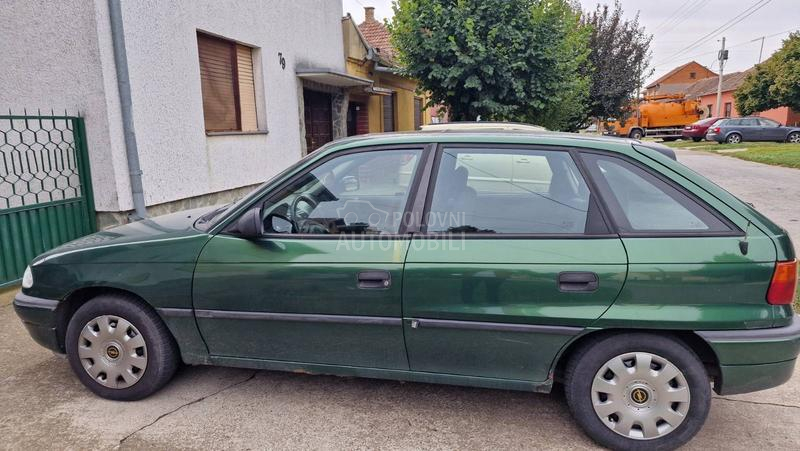 Opel Astra F 
