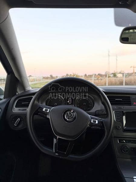 Volkswagen Golf 7 