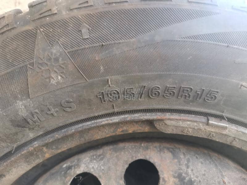 Ostalo 195/65 R15 Zimska
