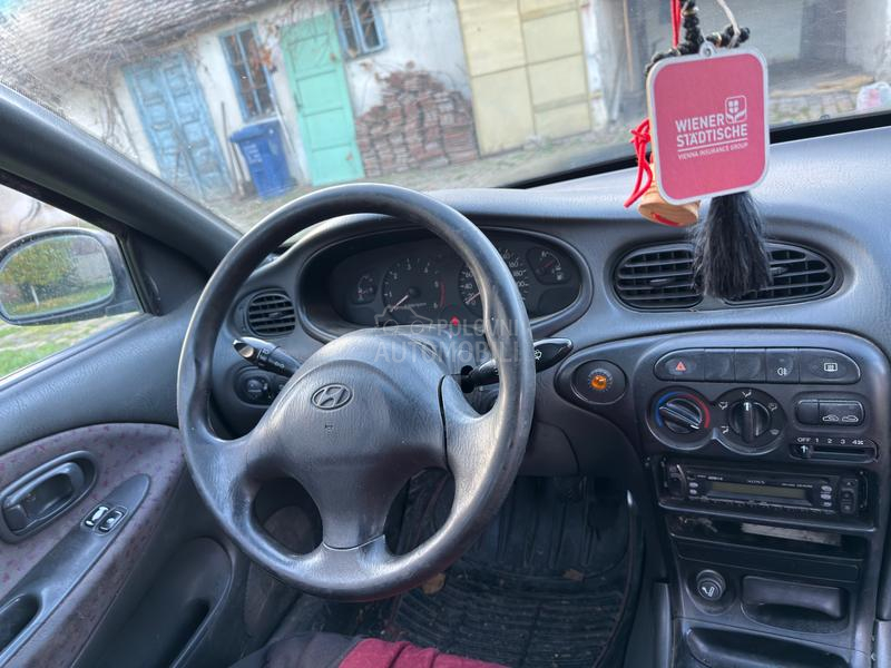 Hyundai Lantra 1.9 GLD