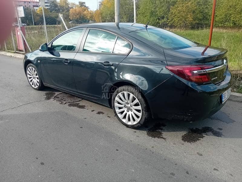 Opel Insignia LIMOUSINE HB