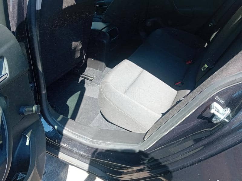 Opel Insignia LIMOUSINE HB