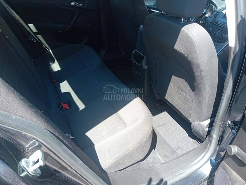 Opel Insignia LIMOUSINE HB