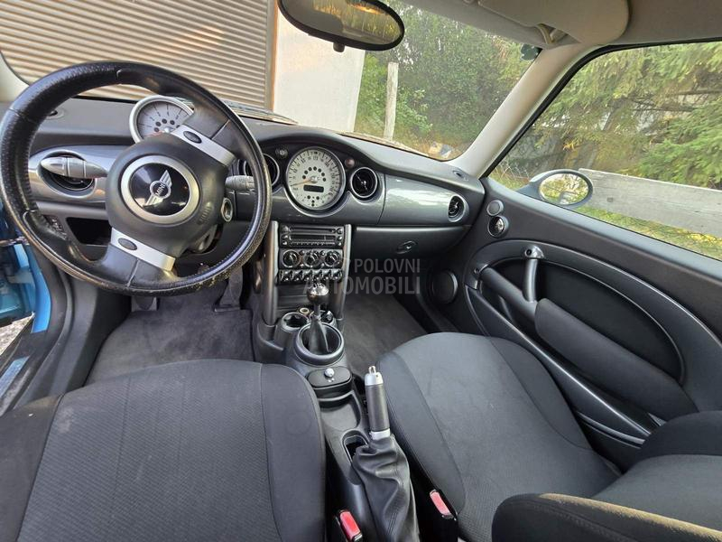 MINI Cooper 1.6