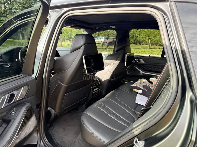 BMW X5 M BLACK FROZEN