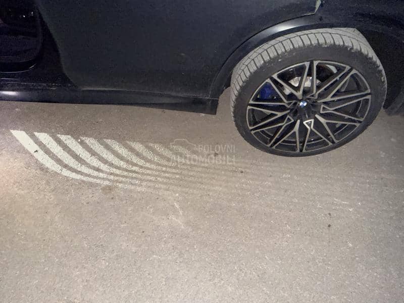 BMW X5 M BLACK FROZEN