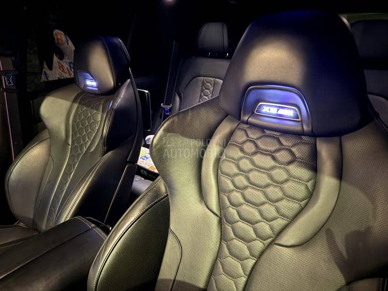 BMW X5 M BLACK FROZEN