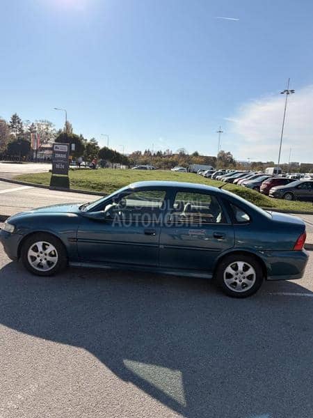 Opel Vectra B 