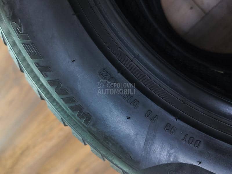 Pirelli 205/60 R16 Zimska