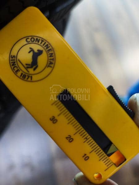 Pirelli 205/60 R16 Zimska