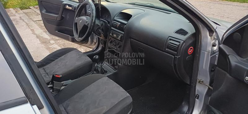 Opel Astra G 1.6