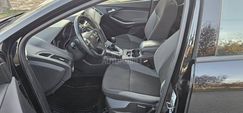Ford Focus 1.6 ben