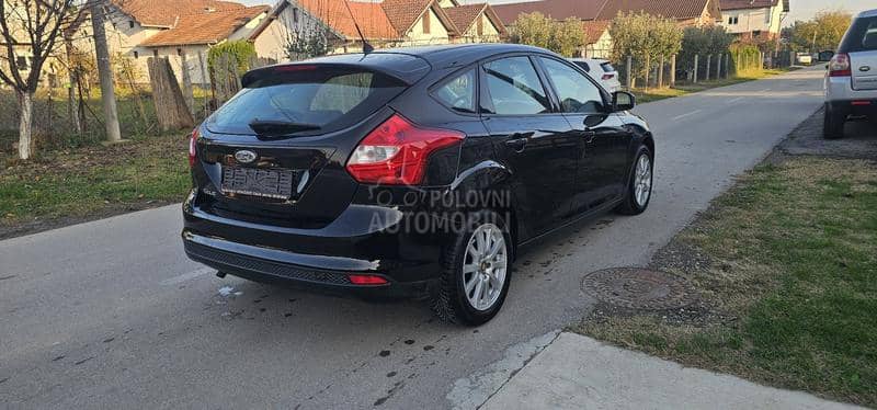 Ford Focus 1.6 ben