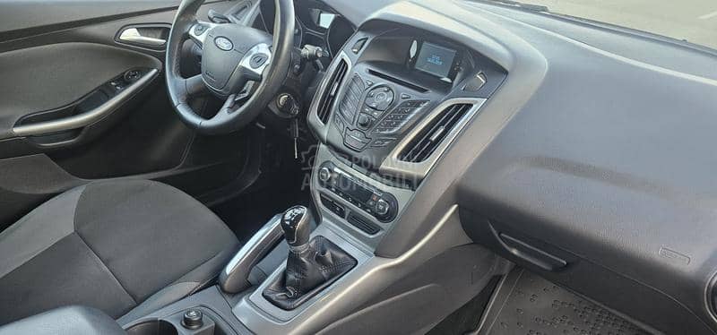 Ford Focus 1.6 ben