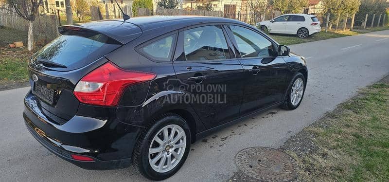 Ford Focus 1.6 ben