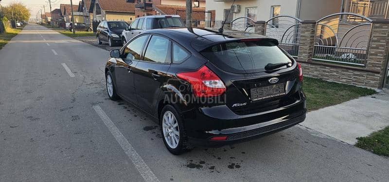 Ford Focus 1.6 ben