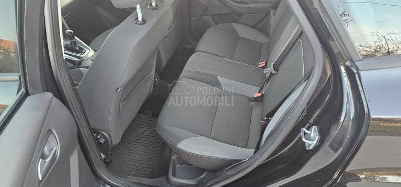 Ford Focus 1.6 ben