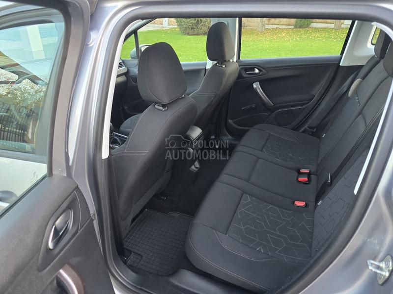 Peugeot 2008 1.6hdi ALLURE pan