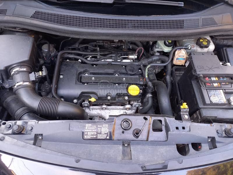 Opel Meriva 1.4 Turbo