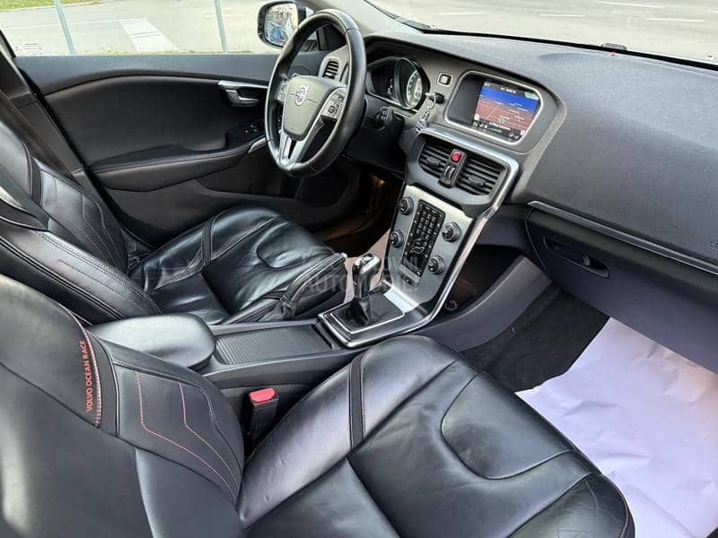 Volvo V40 KO.ZA/NA.VI/fu.ll