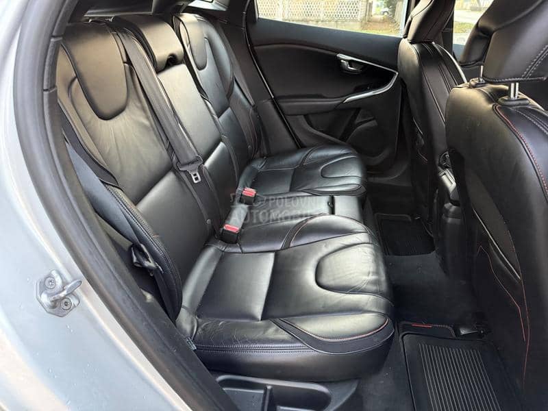 Volvo V40 KO.ZA/NA.VI/fu.ll