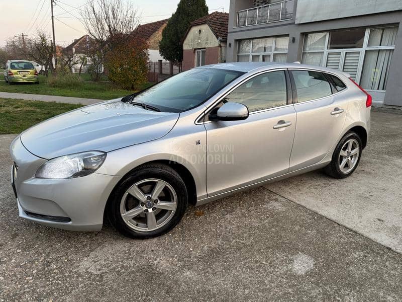 Volvo V40 KO.ZA/NA.VI/fu.ll