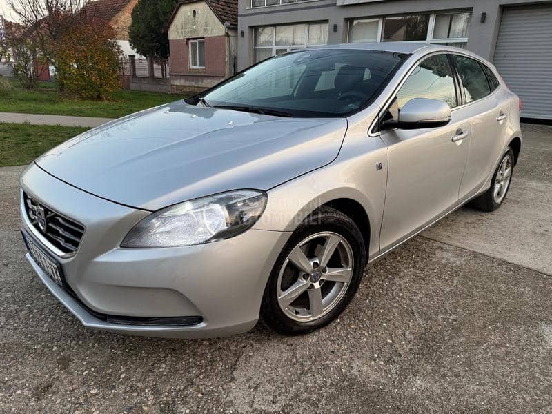Volvo V40 KO.ZA/NA.VI/fu.ll