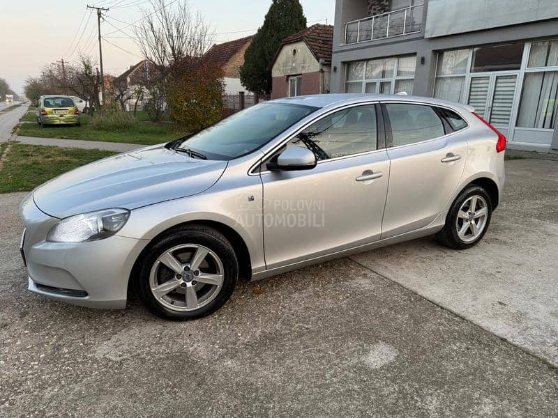 Volvo V40 KO.ZA/NA.VI/fu.ll