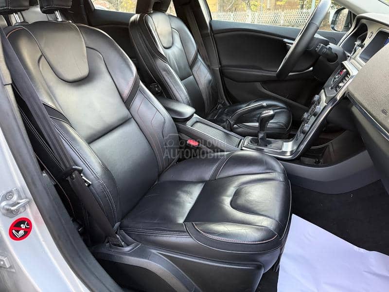 Volvo V40 KO.ZA/NA.VI/fu.ll