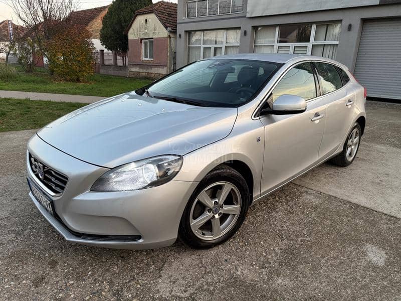 Volvo V40 KO.ZA/NA.VI/fu.ll