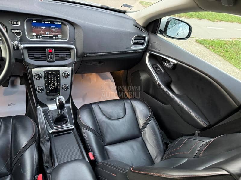 Volvo V40 KO.ZA/NA.VI/fu.ll