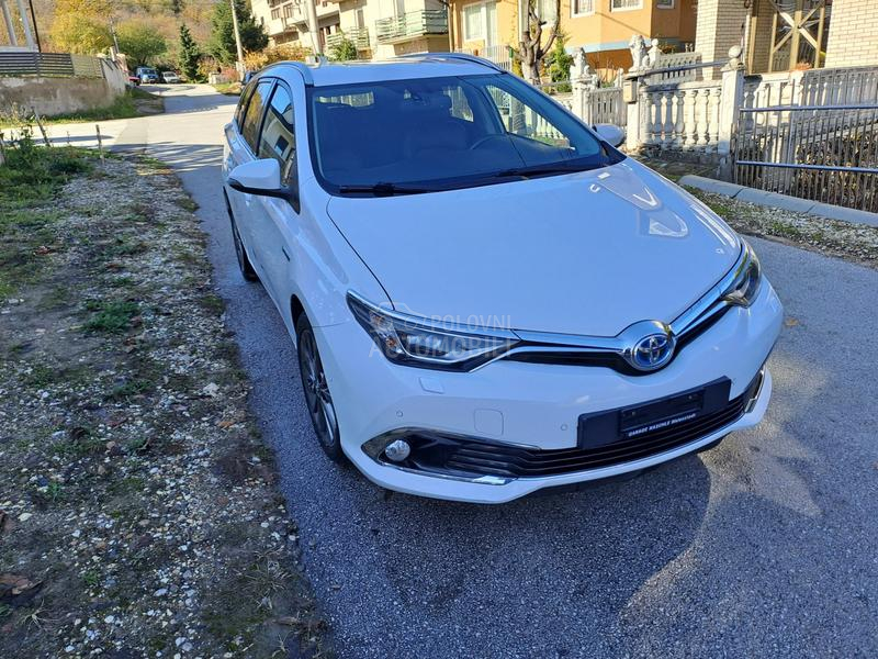 Toyota Auris 1.8
