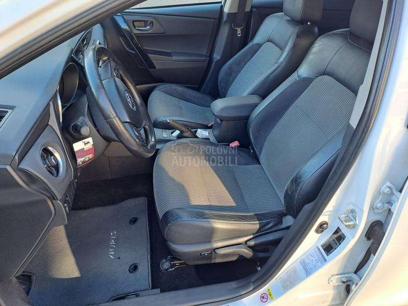 Toyota Auris 1.8