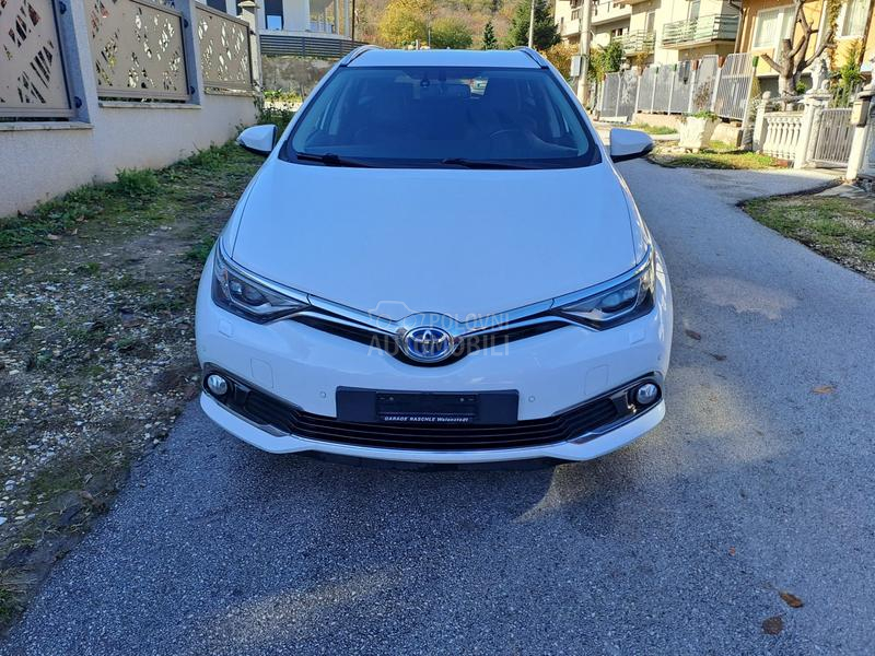 Toyota Auris 1.8