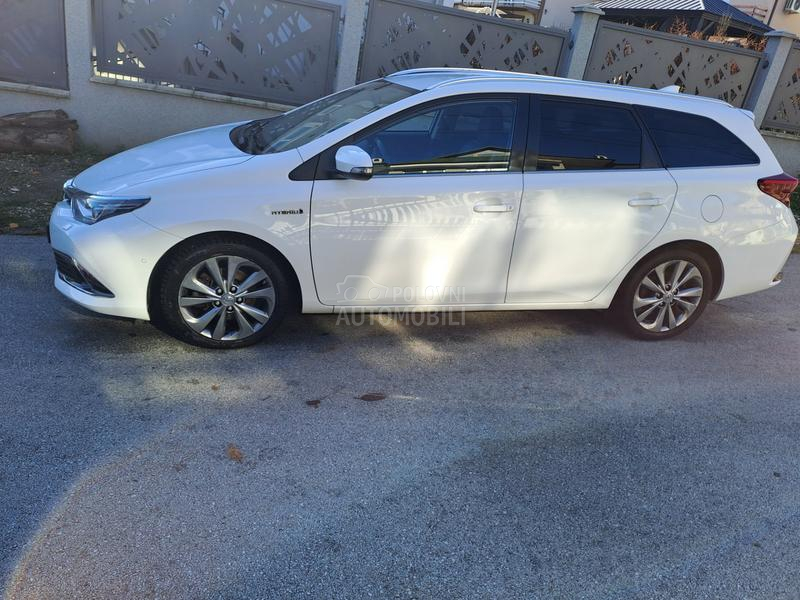 Toyota Auris 1.8