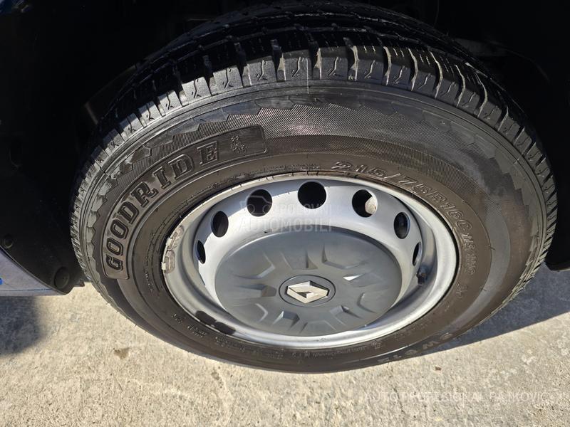 Renault Master 2,3DCI RAMPA KAO NOV