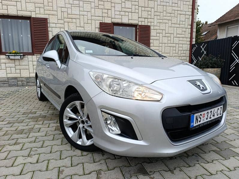 Peugeot 308 1.6 e-HDI 92//Nav